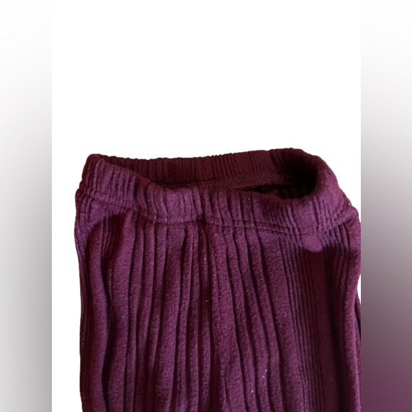 Burgundy Ribbed Two-Piece Outfit - NWOT - Picture 3 of 3